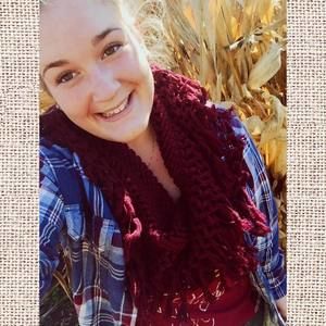 Meet your Posher, Liz